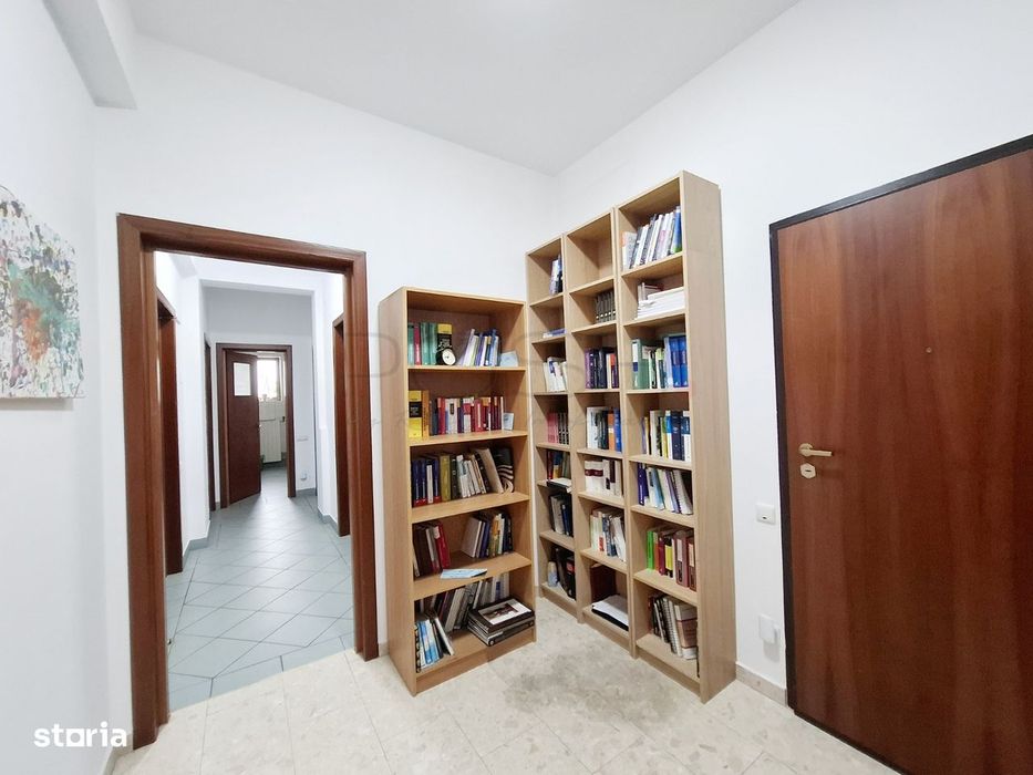 Apartament cu 4 camere Primaverii