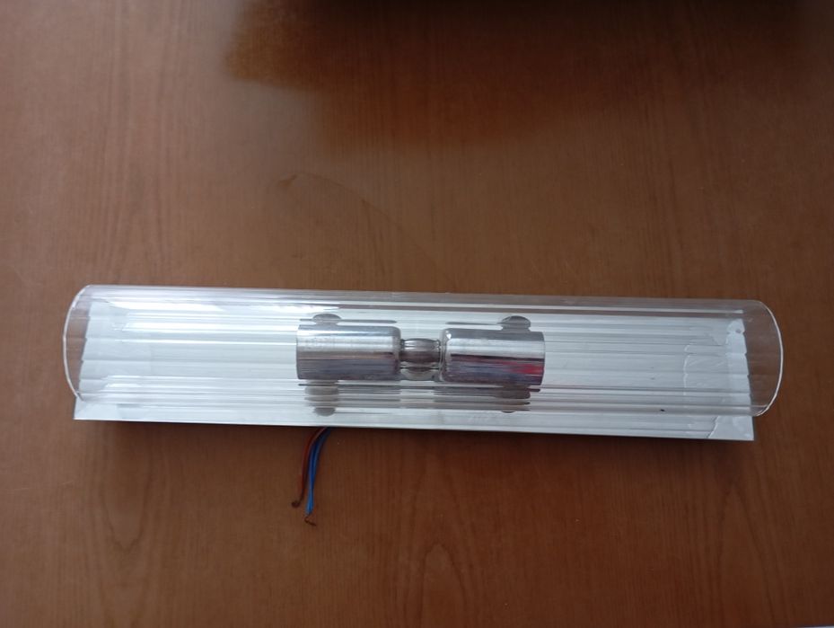 Продается светильник