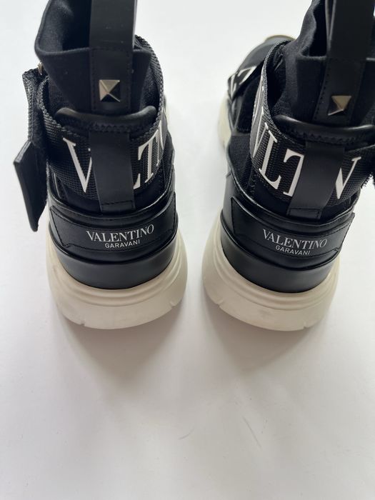 Valentino Garavani - размер 41 Unisex / Оригинал