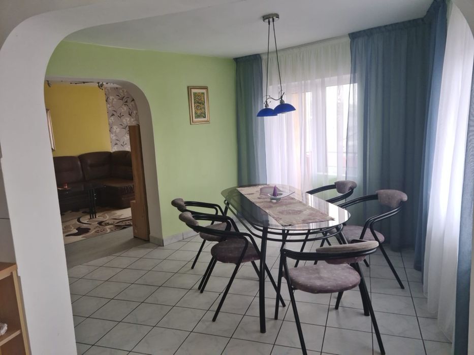 Chirie apartament 5 camere