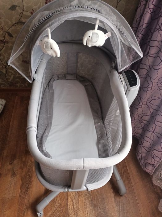 Продам кровать манеж