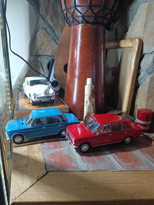 ВОЛГА ВАРШАВА 1:24 Чайка газ Gaz 13 - 1:18 мащаб и други