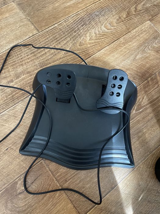 Игровая консоль руль