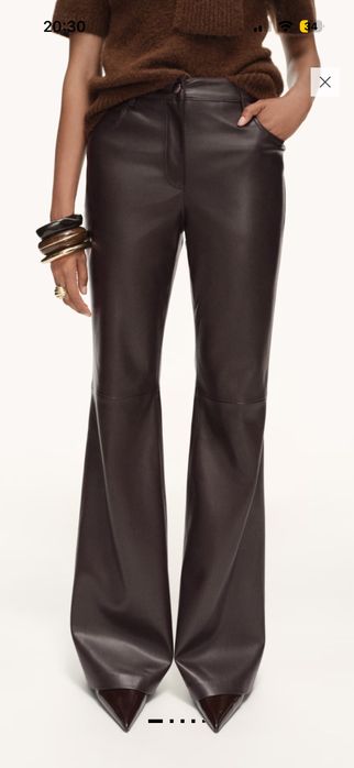 Нави дънки Mango flare и кожен панталон