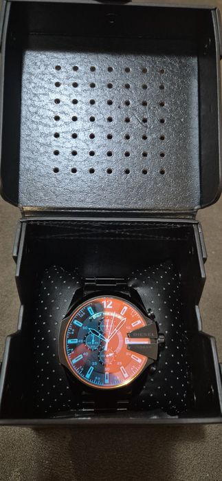 Ceas barbatesc Diesel Mega Chief DZ4318 – cronograf, stare foarte bună