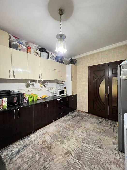 Yangixayot tumani Sputnik 16 daxa 4 xona kvartira