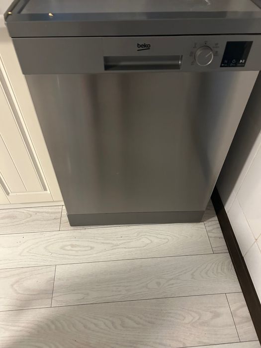 Masina de spalat vase Beko