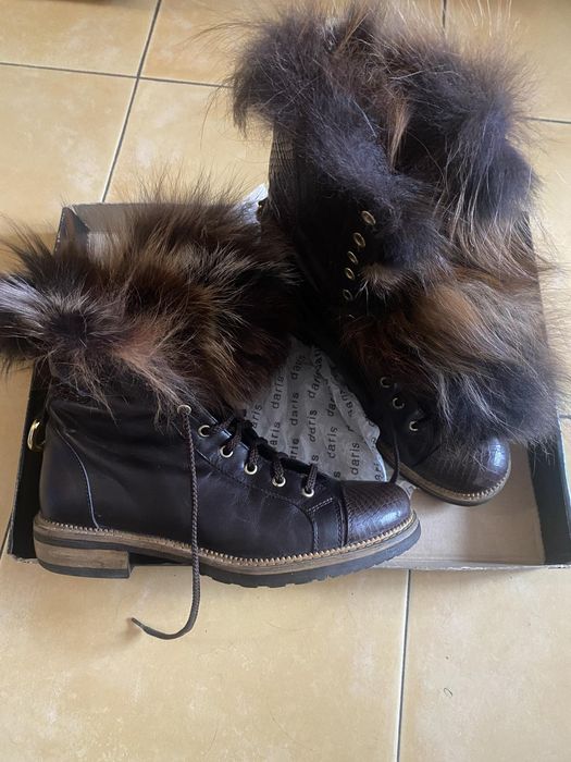 Боти   Daris с естестнен пух
