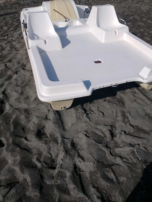 Продавам водно колело