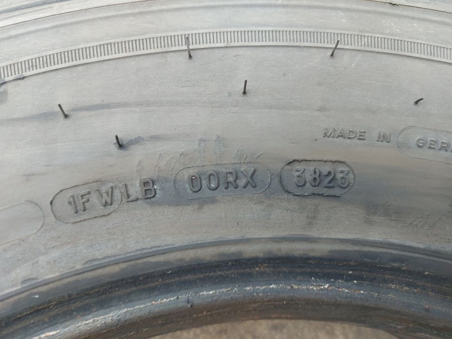 Гуми 245/70R19.5 Michelin дот 3723