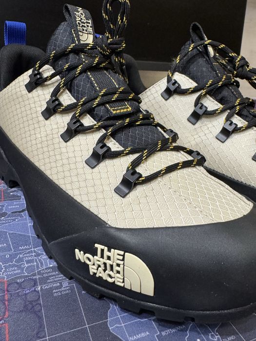 Кроссовки the north face