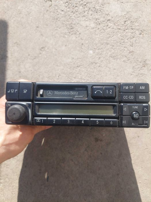 Магнитофон на мерседес оригинал