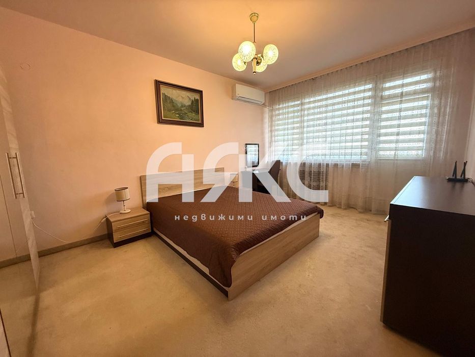 Тристаен обзаведен апартамент в кв. Хиподрума- до МЕТРОСТАНЦИЯ