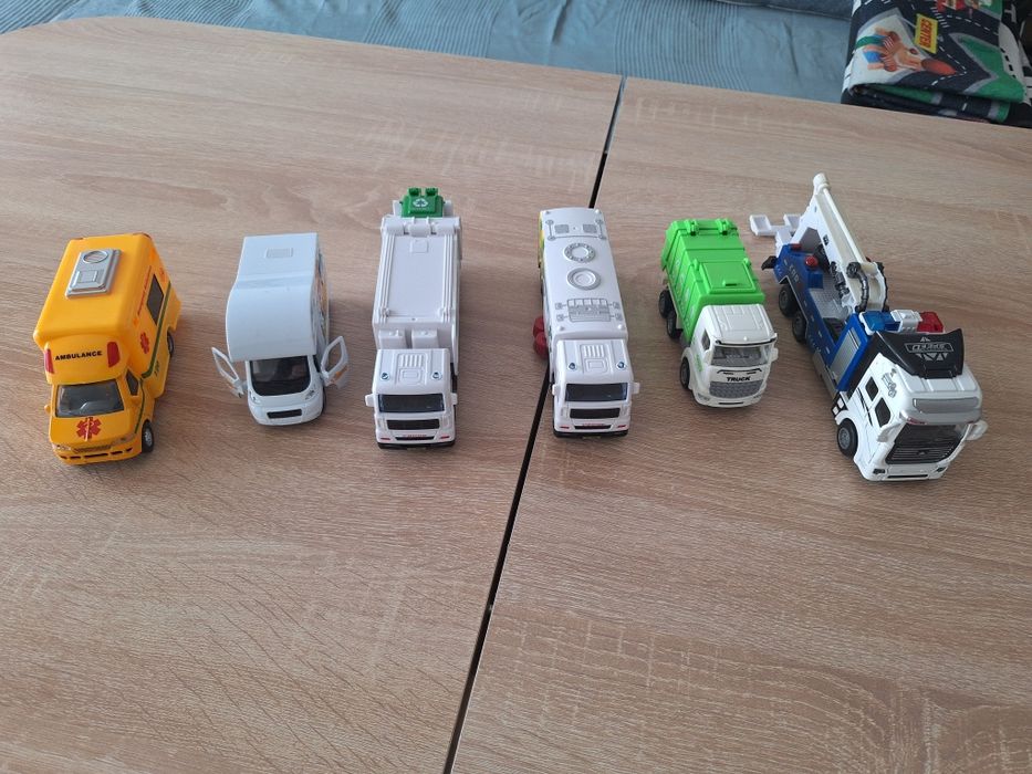 Детски колички и камиончета