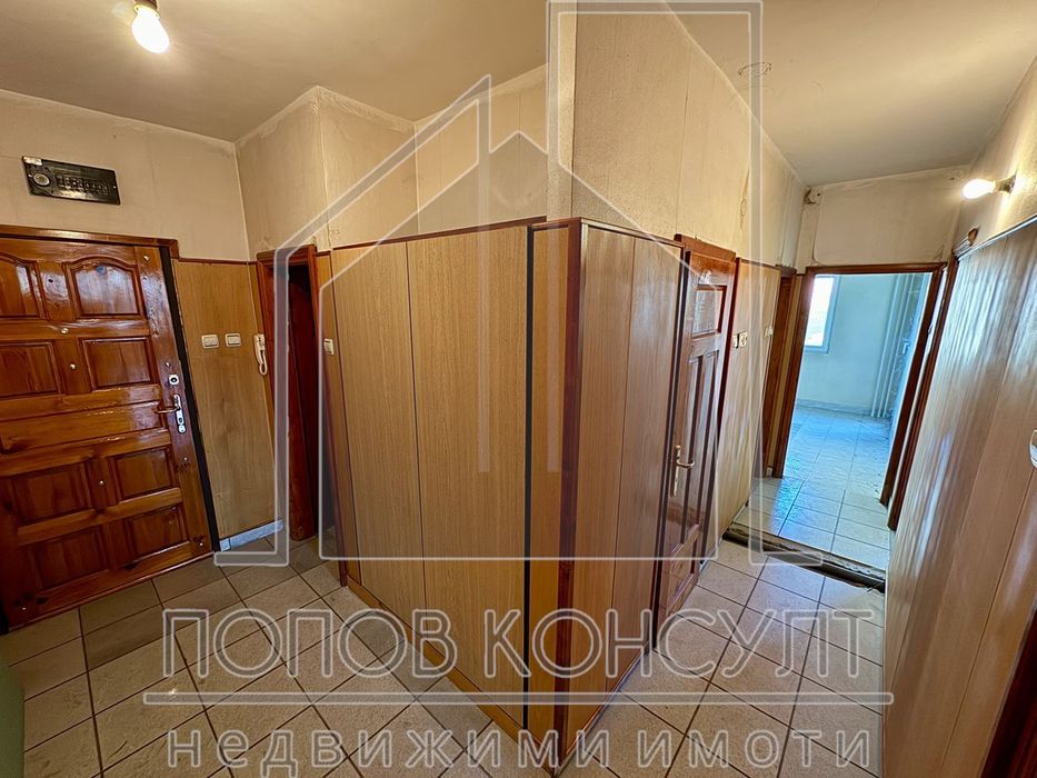 Продава се Тристаен апартамент в Пловдив, Каменица 2 - 110 кв.м за 1591 €/кв.м - Снимка #6