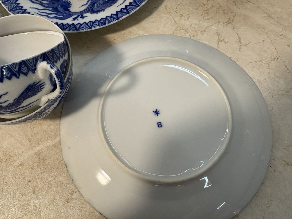 Порцеланов сет за чай