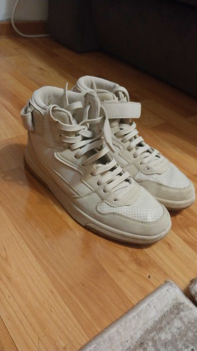 Incaltaminte casual,adidasi