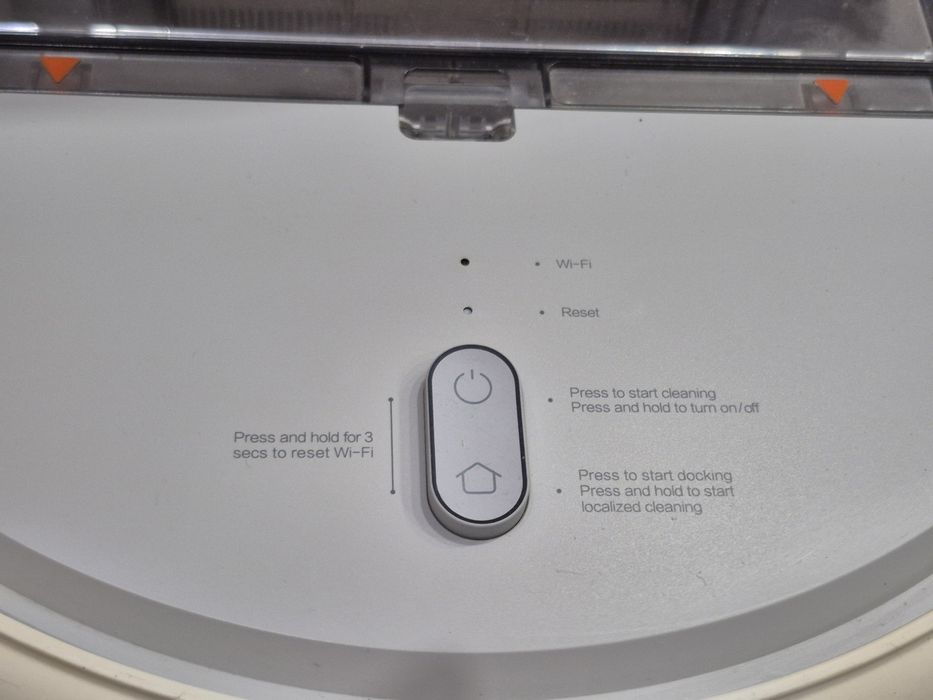 Xiaomi Mi Robot Vacuum робот-пылесос