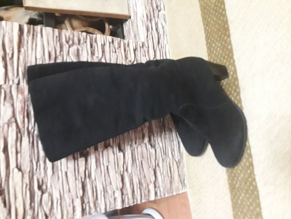 Продам зимние сапоги