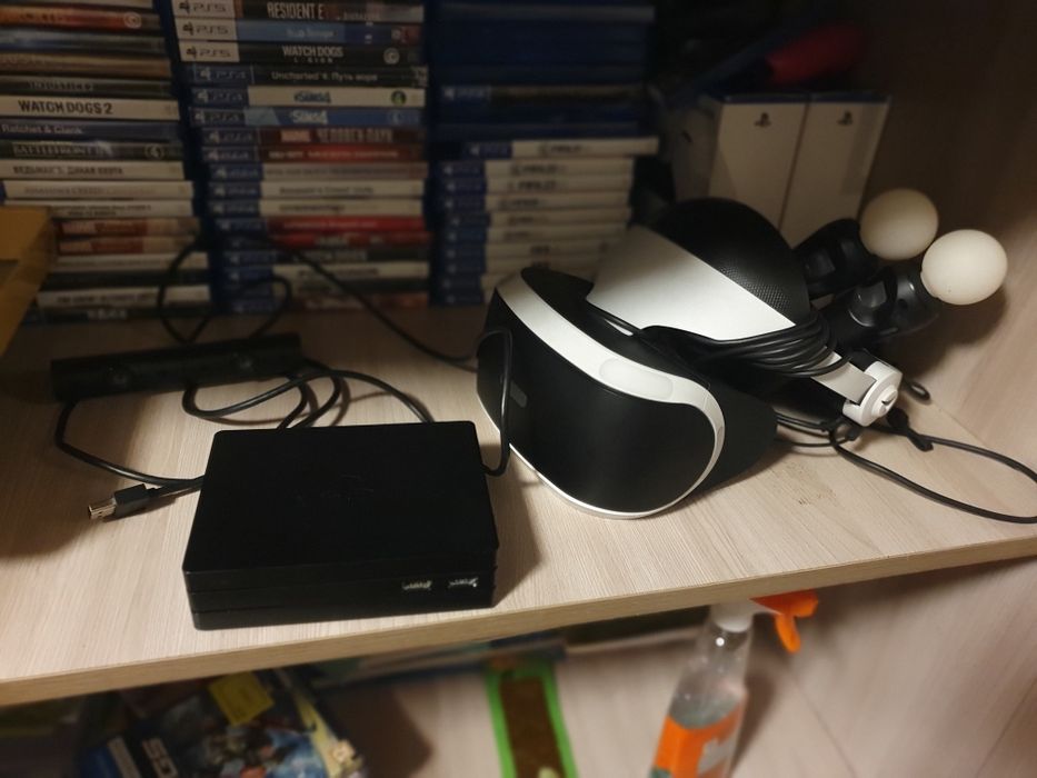 Vr Sony playstation  шлем очки продам срочно