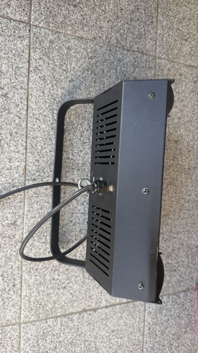 Lumina Teatru EUROLITE Pro-Flood 1000A asym, R7s