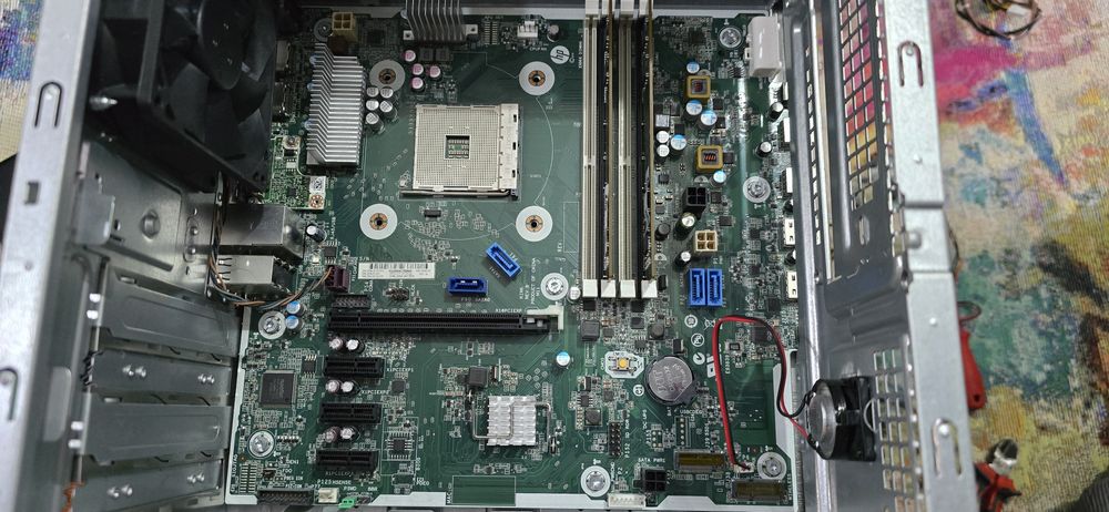 Placa de baza Genuine HP EliteDesk 705 G4  L35642-001