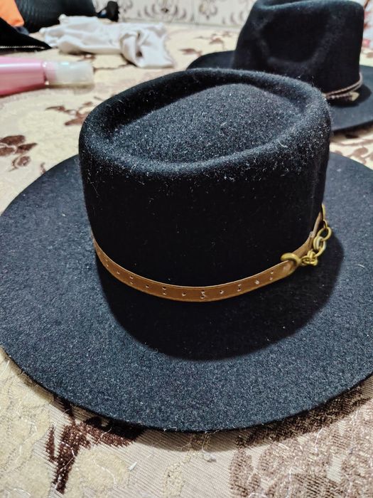 Pălări din lnă și păr  Australia