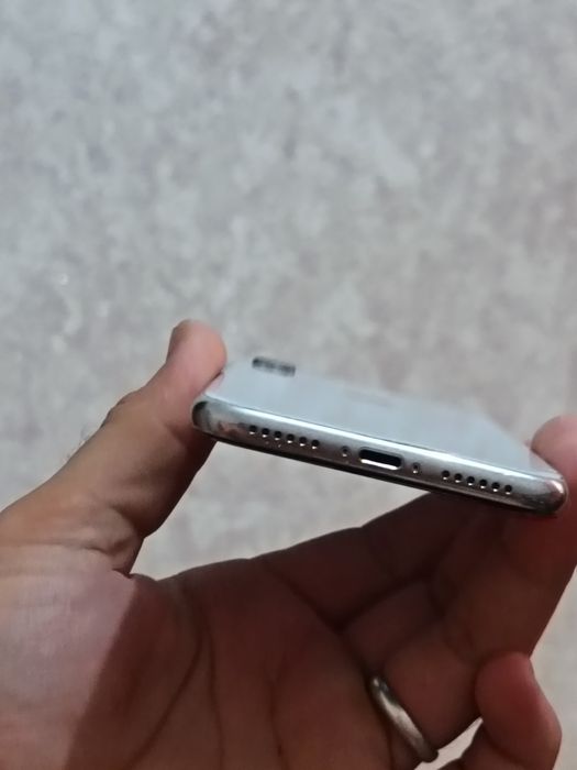 Iphon X 64 GB aybi yuq fesidi ishlaydi