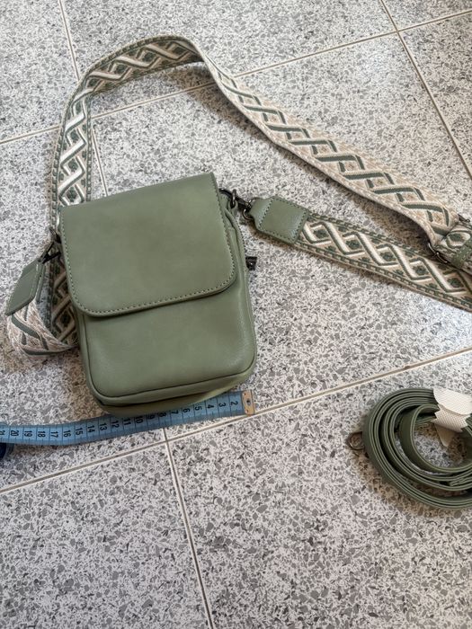 Чанта тип портмоне