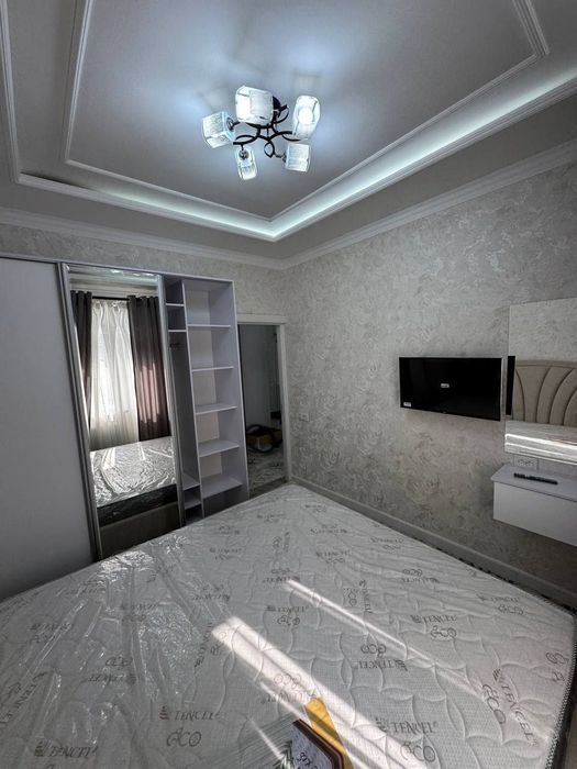 Сдаётся 2 ком кв по суточно Сергели-3а