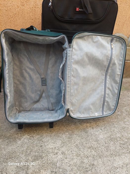 Куфари с колелца