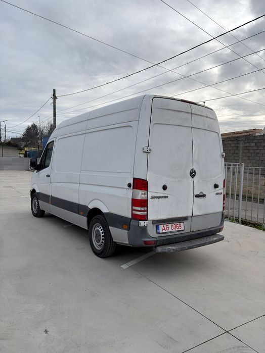 Vând Mercedes Sprinter 2010 Furgon