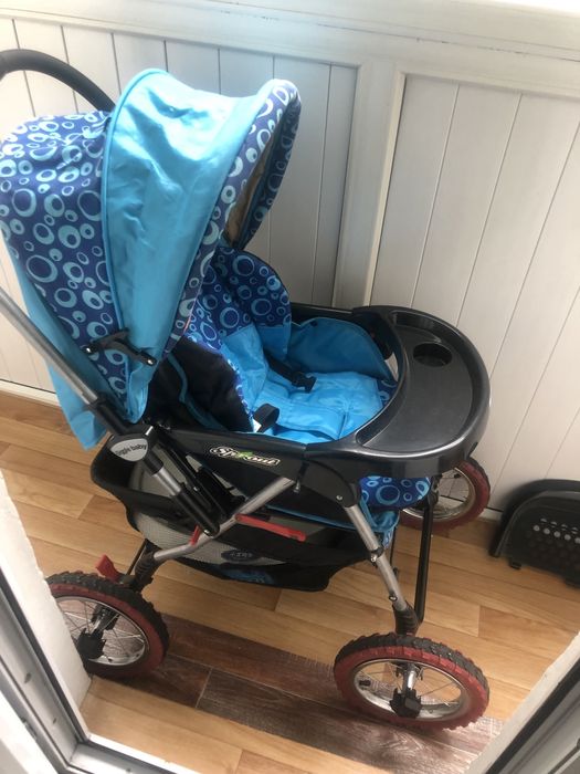 Детская коляска