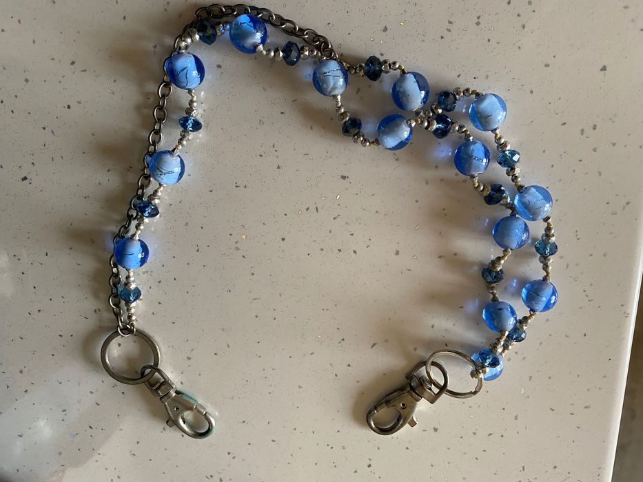 Чокър, бижу за чанта, колие и медальон