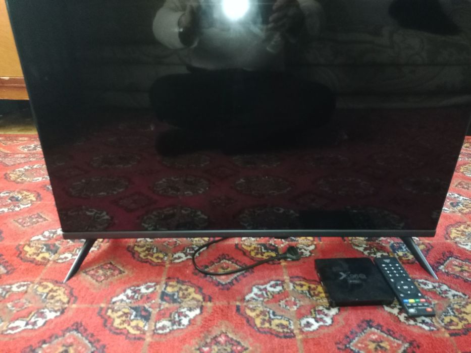 Теливизор смарт и смарт бох Х96 сотилади срочно