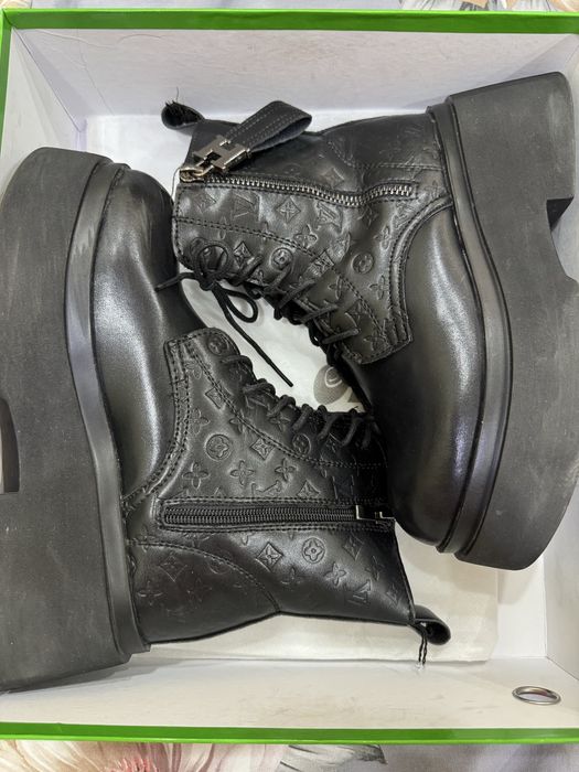 Продается обувь отличного качество