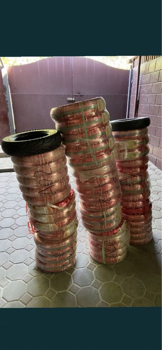 Продам резину 3.00.10