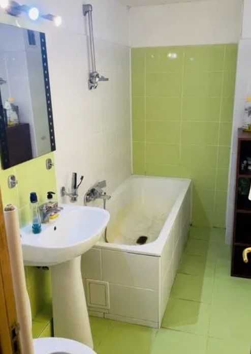 Дава се под наем Двустаен апартамент в Пловдив, Център - 60 кв.м за 280.5 € - Снимка #1