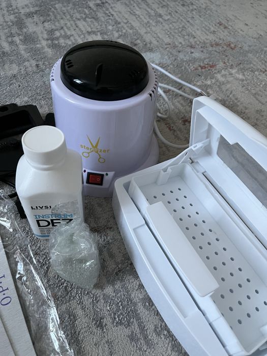 Продам новый набор для маникюра