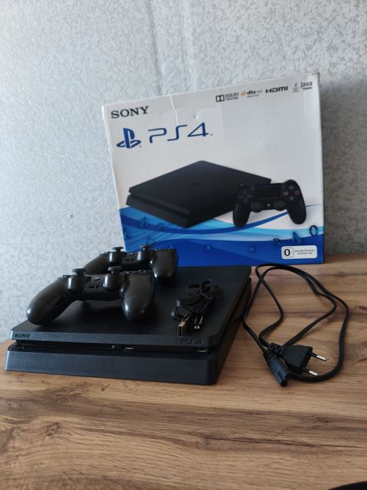 PS4 Slim 1TB + 2 DualShock + PS Plus до 2027 + много игр