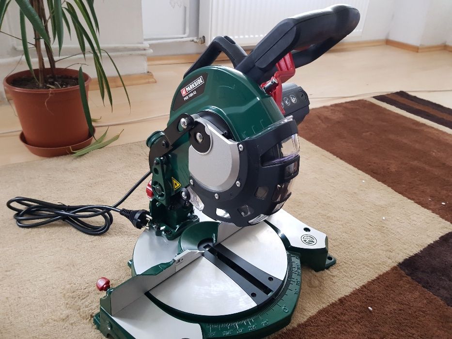 НОВ Немски настолен циркуляр Пендула 1500W  герунга Parkside  Германия