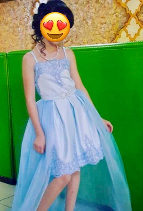 Платье  праздничное