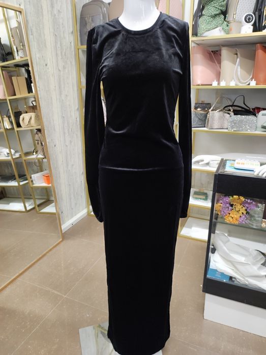 Велюровые платье