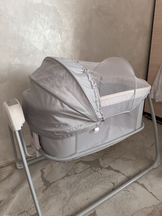 Детская кроватка-качалка