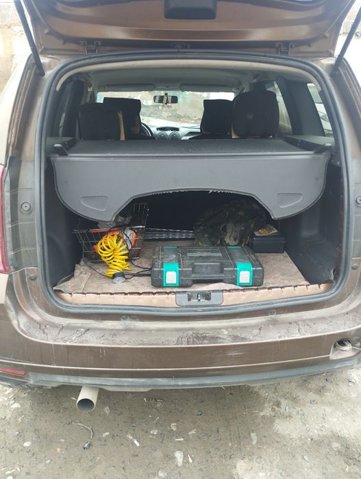 Продам Рено Дастер. 1.6.