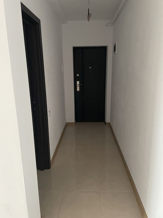 Proprietar vand garsoniera cu parcare