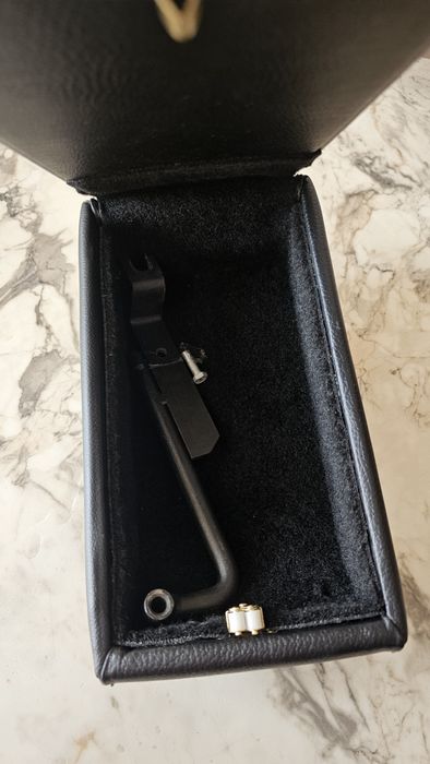 Продам подлокотник