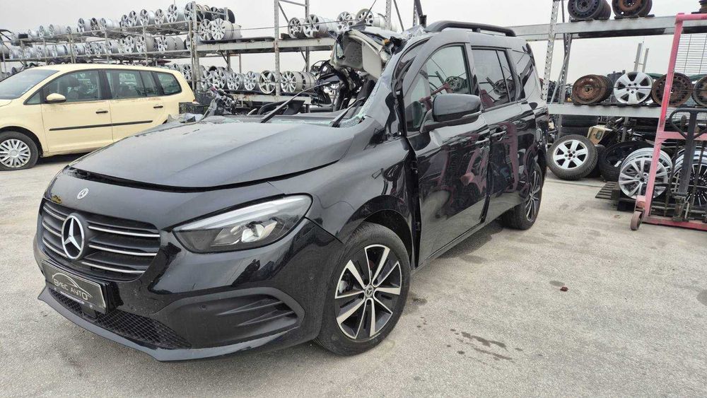 Mercedes-Benz  T-класа-180D Citan