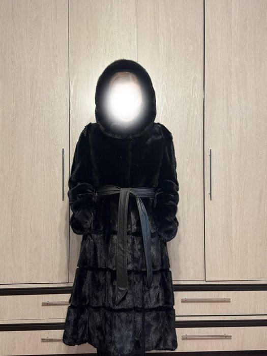 Продам норковую шубу