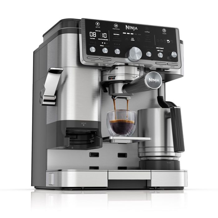 Кафеавтомат 3в1 Ninja Luxe Café Pro ES701EU, 1650W, 15 bar, 250 г, 2 л, Barista Assist, 5 настройки пяна, 9 вида еспресо, Инокс